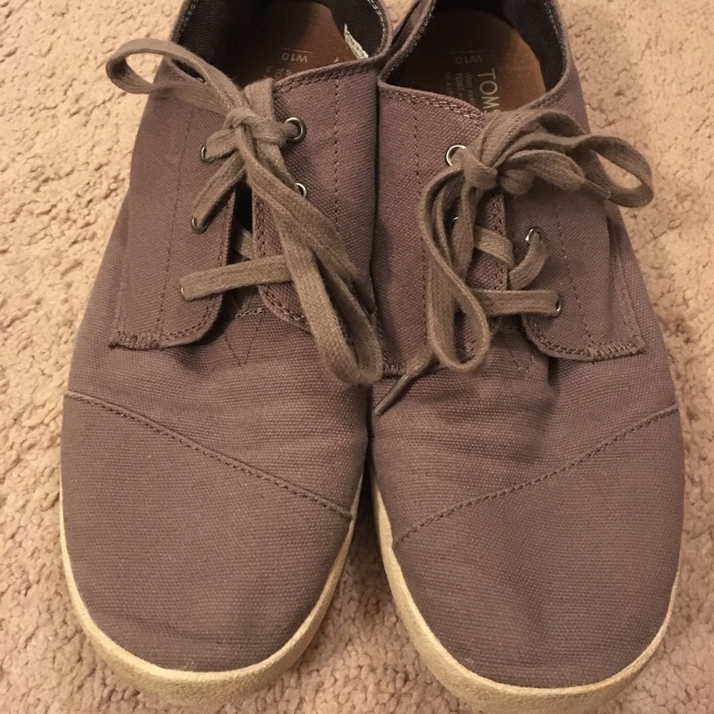 Lace up toms  peso