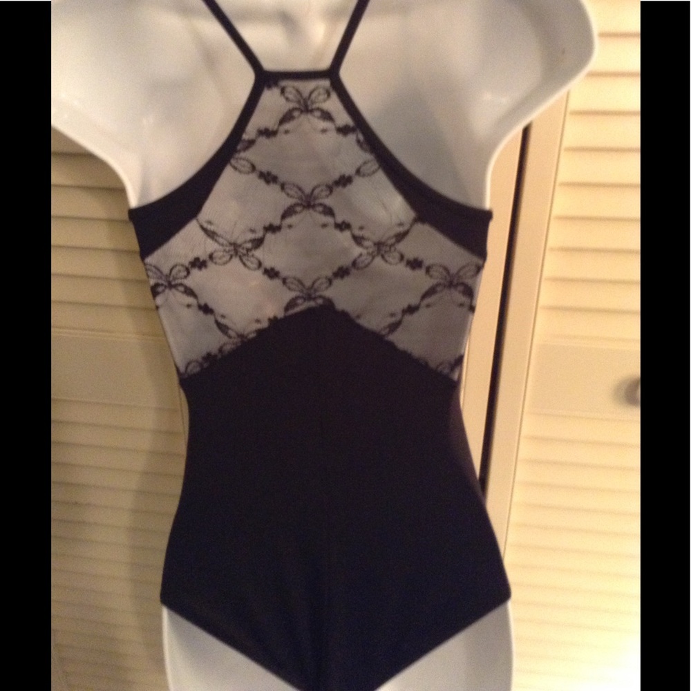 Bloch Child XL 10-12 Crystal trim black leotard