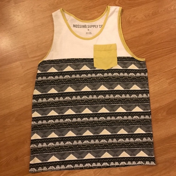 Men's patterned tanks - Picture 2 of 3