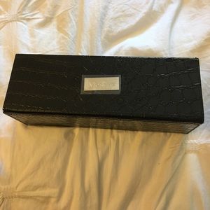 Brand New Morphe Snake Skin Makeup Case