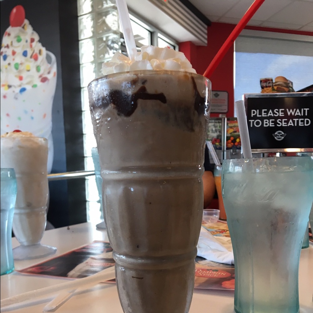 Meet your Posher, Kristen