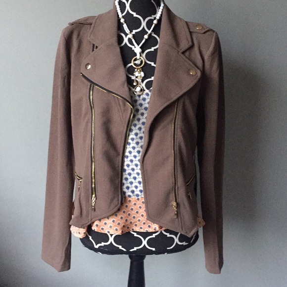🎉Host Pick🎉Moto Jacket in Mocha - Picture 3 of 7