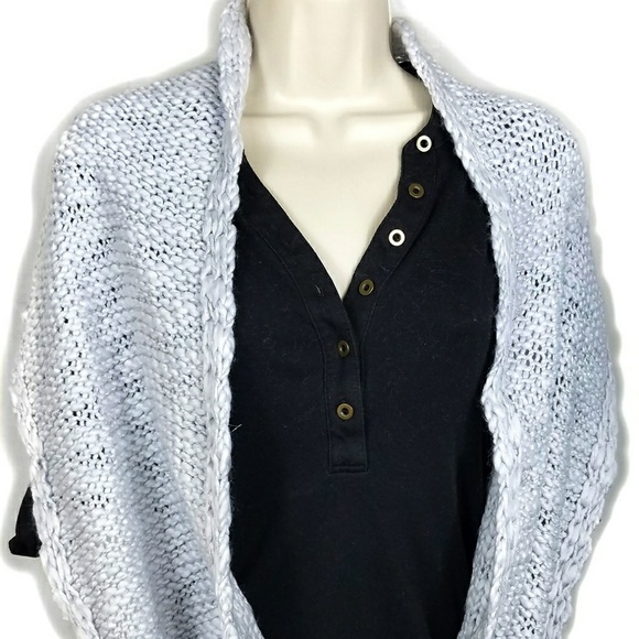 BCBGeneration Infinity Scarf Grey - Picture 2 of 4