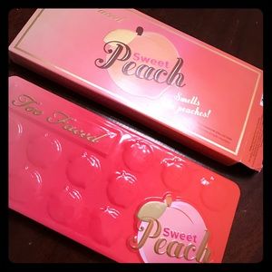 BRAND NEW Sweet Peach!!