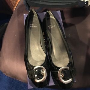 Stuart Weizmann Buckballet Black Patent, size 9.5