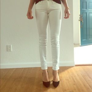 AG "the stilt" cigarette leg.