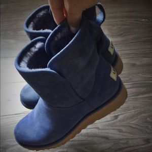UGG KRISTEN BOOT