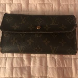 Authentic Louis Vuitton Wallet