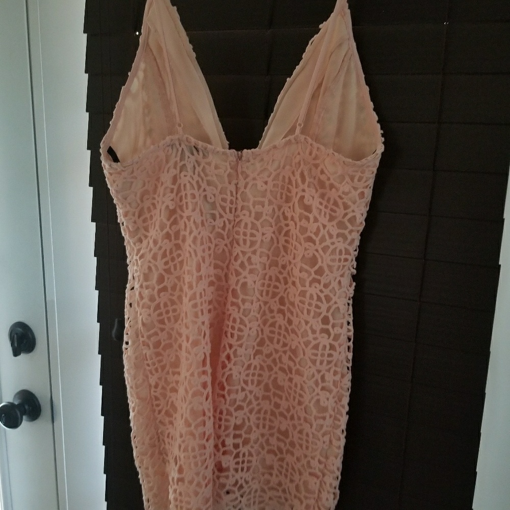Dress - Picture 3 of 4