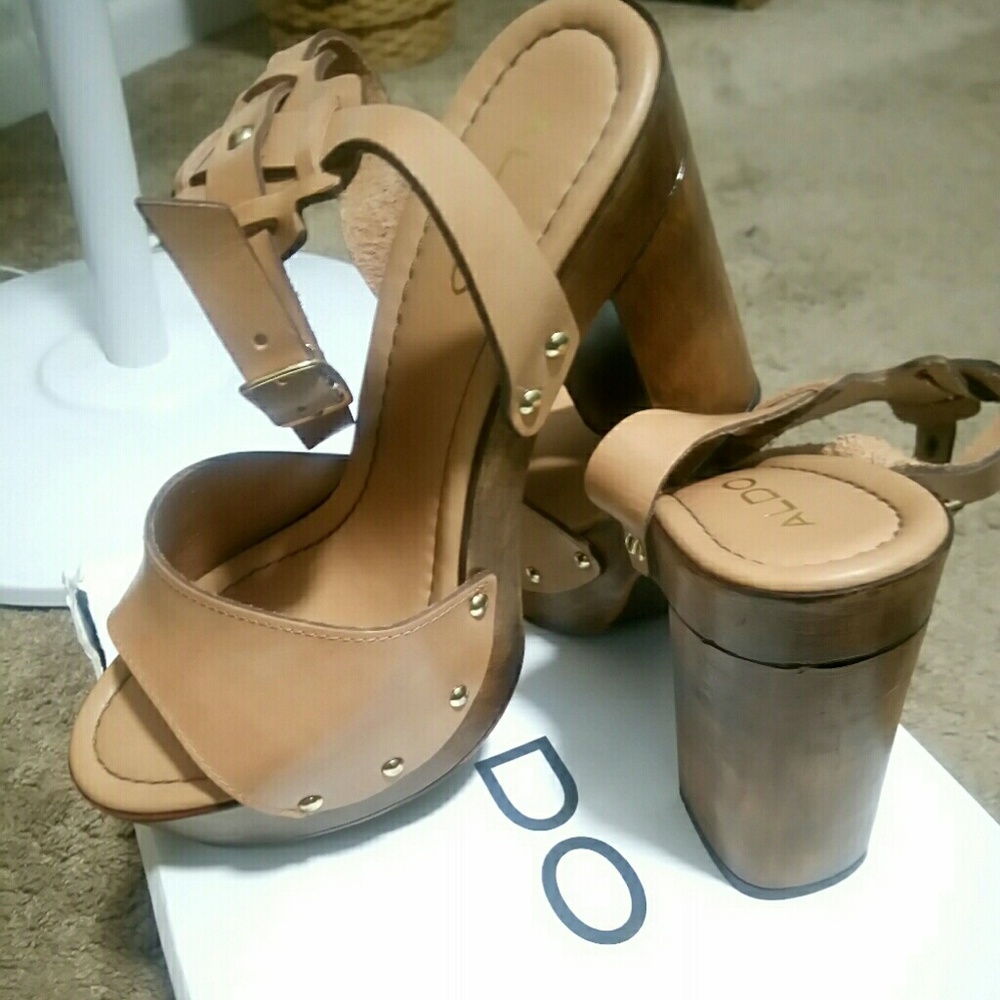 Aldo wooden heels
