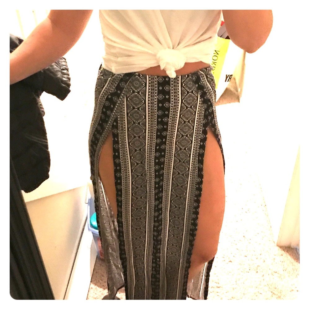 High waisted maxi, double slit