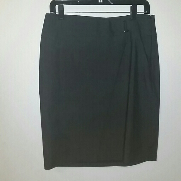 The Limited sz. 8 skirt faux wrap. Navy blue - Picture 1 of 5