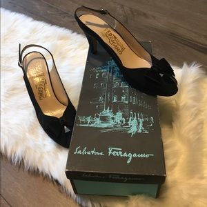 Ferragamo - Vintage Sling Back Peep Toes