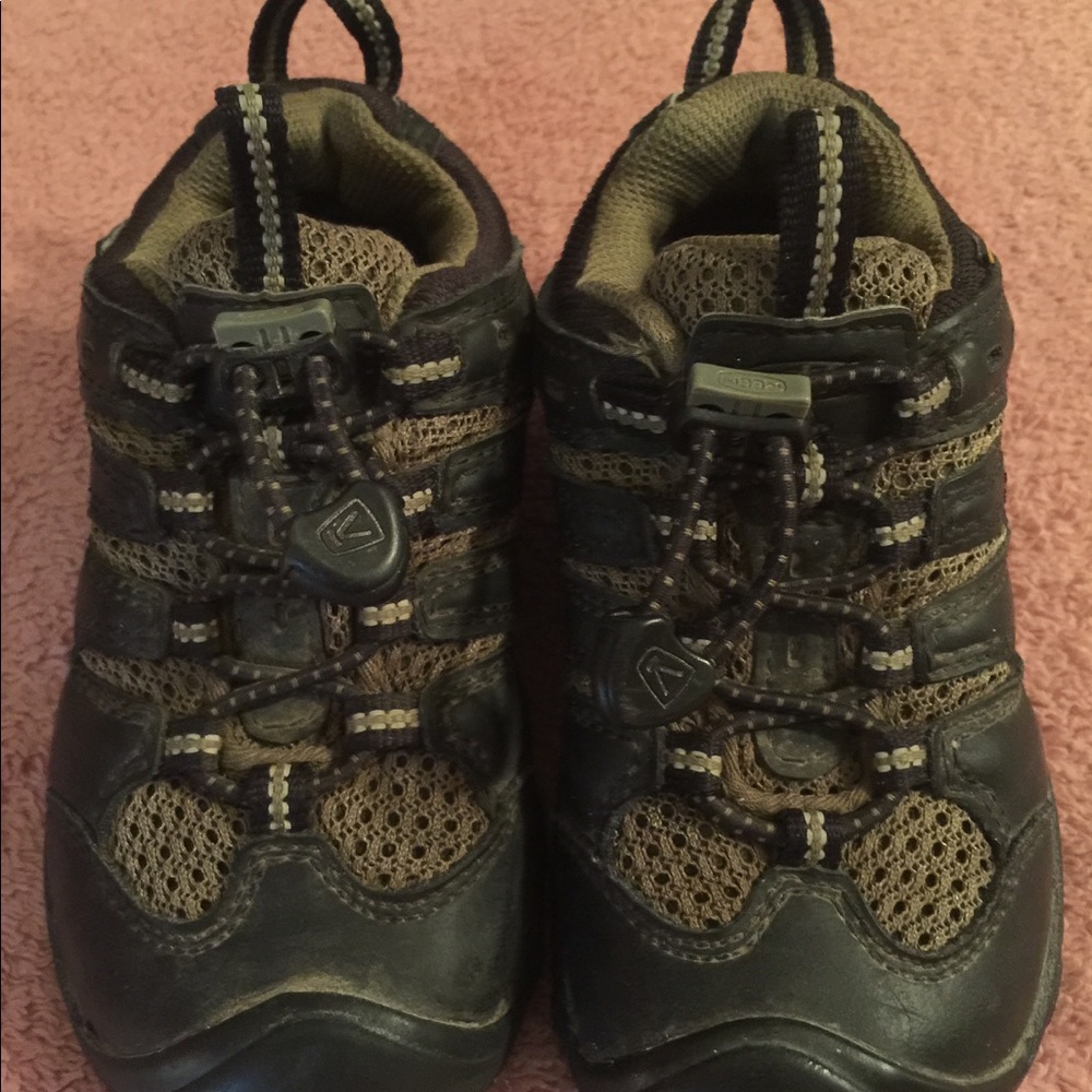 Keen shoes Toddler Size 9