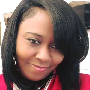 Meet your Posher, Leslie