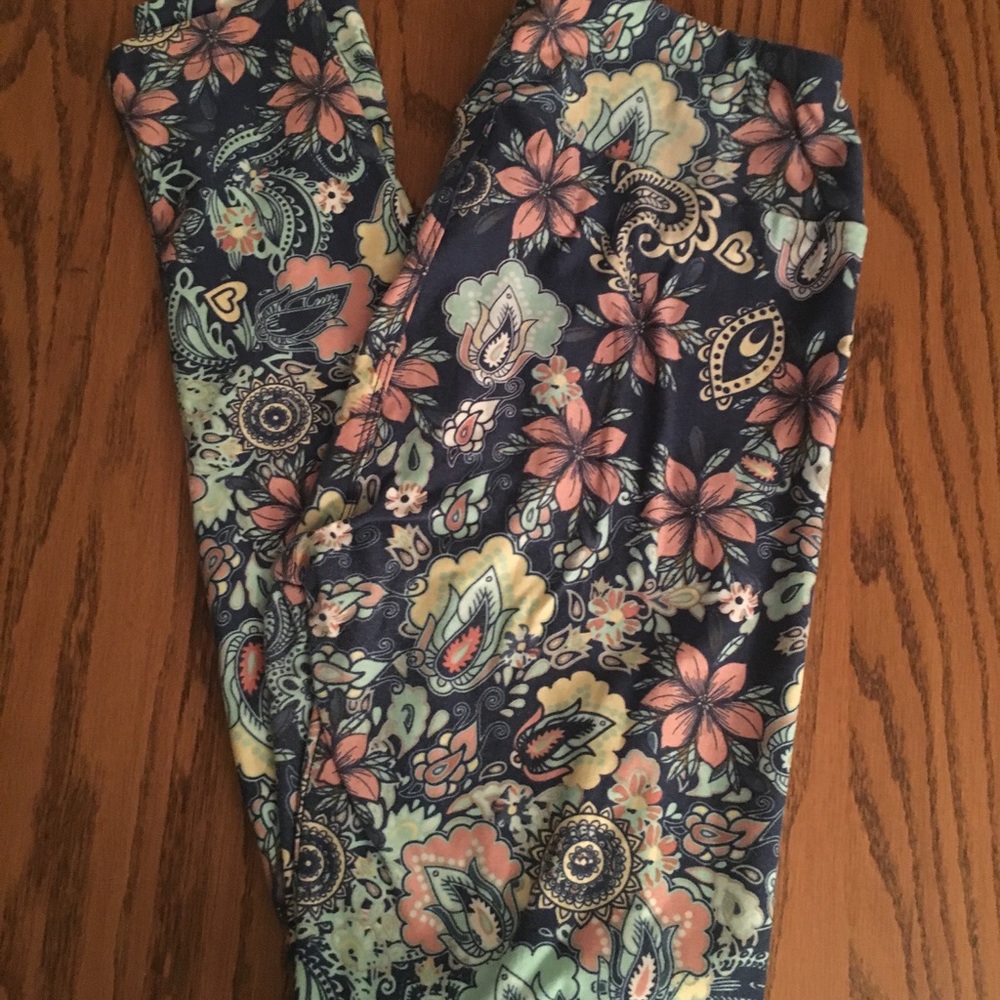 Lularoe OS leggings!