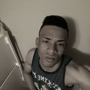 Meet your Posher, Dennis