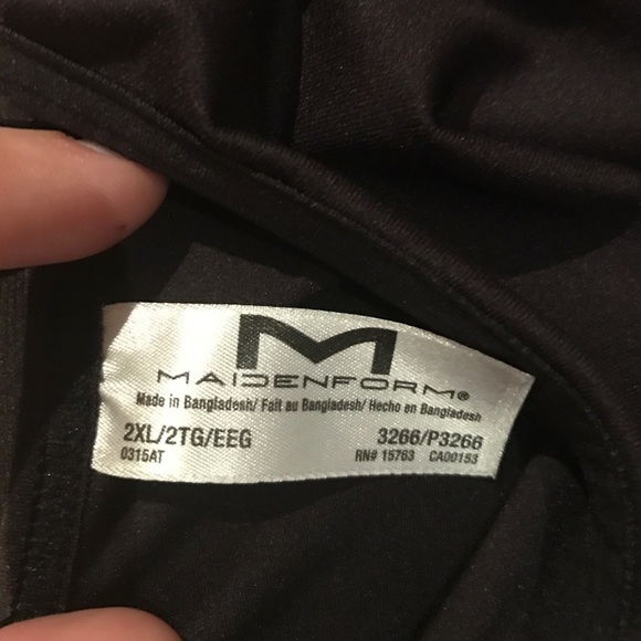 Black compression tank - Picture 3 of 3