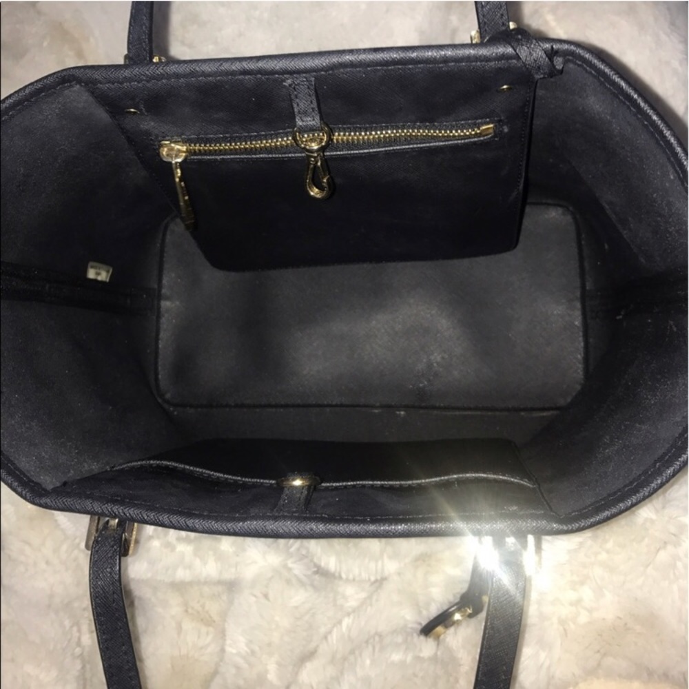 SOLD ON MERCARI Michael Kors Small Black Jet Set - Picture 3 of 8