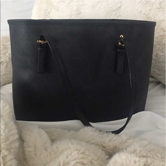 SOLD ON MERCARI Michael Kors Small Black Jet Set - Picture 5 of 8