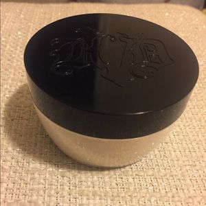Kat Von D Lock-It Setting Powder