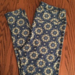 Lularoe TC leggings!