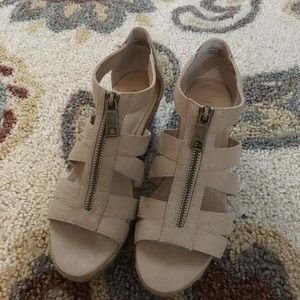 Lauren Ralph Lauren Wedge 7.5