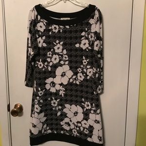 White House Black Market tunic