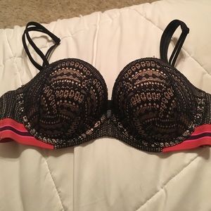 Very sexy push up! Multiway