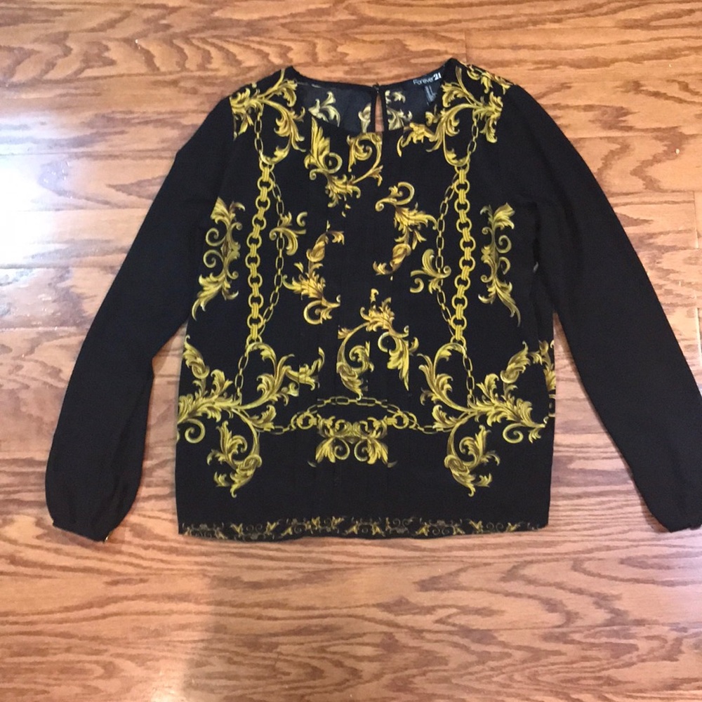 Forever 21 Chain Print Top