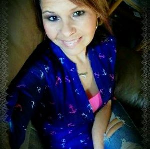 Meet your Posher, Constance