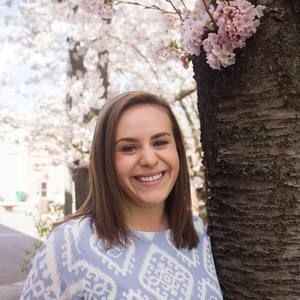 Meet your Posher, Julia