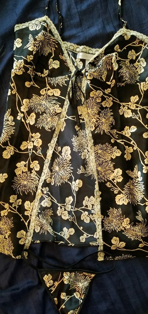 Victoria secret lingerie NWOT