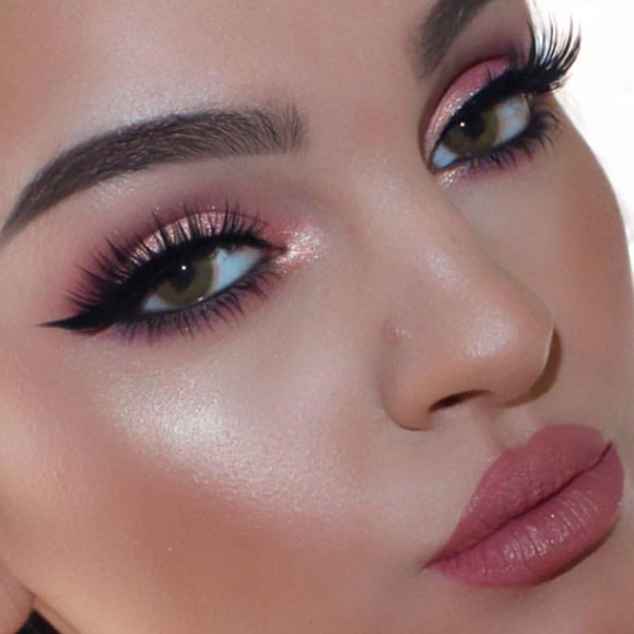 1 Huda Beauty AUTH RoseGoldEyeShadow Palette(1)NEW - Picture 6 of 8