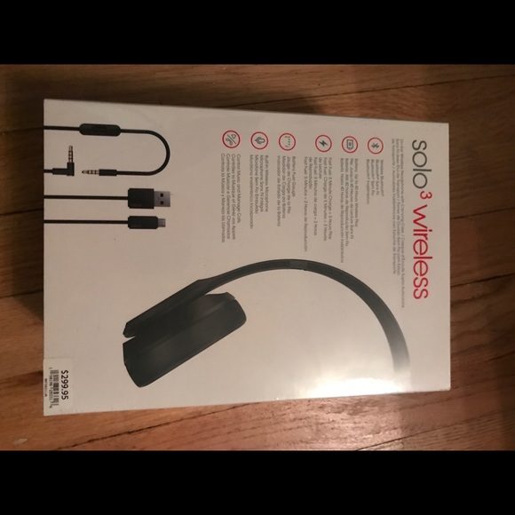UNOPENED beats solo 3 wireless headphones - Picture 3 of 6