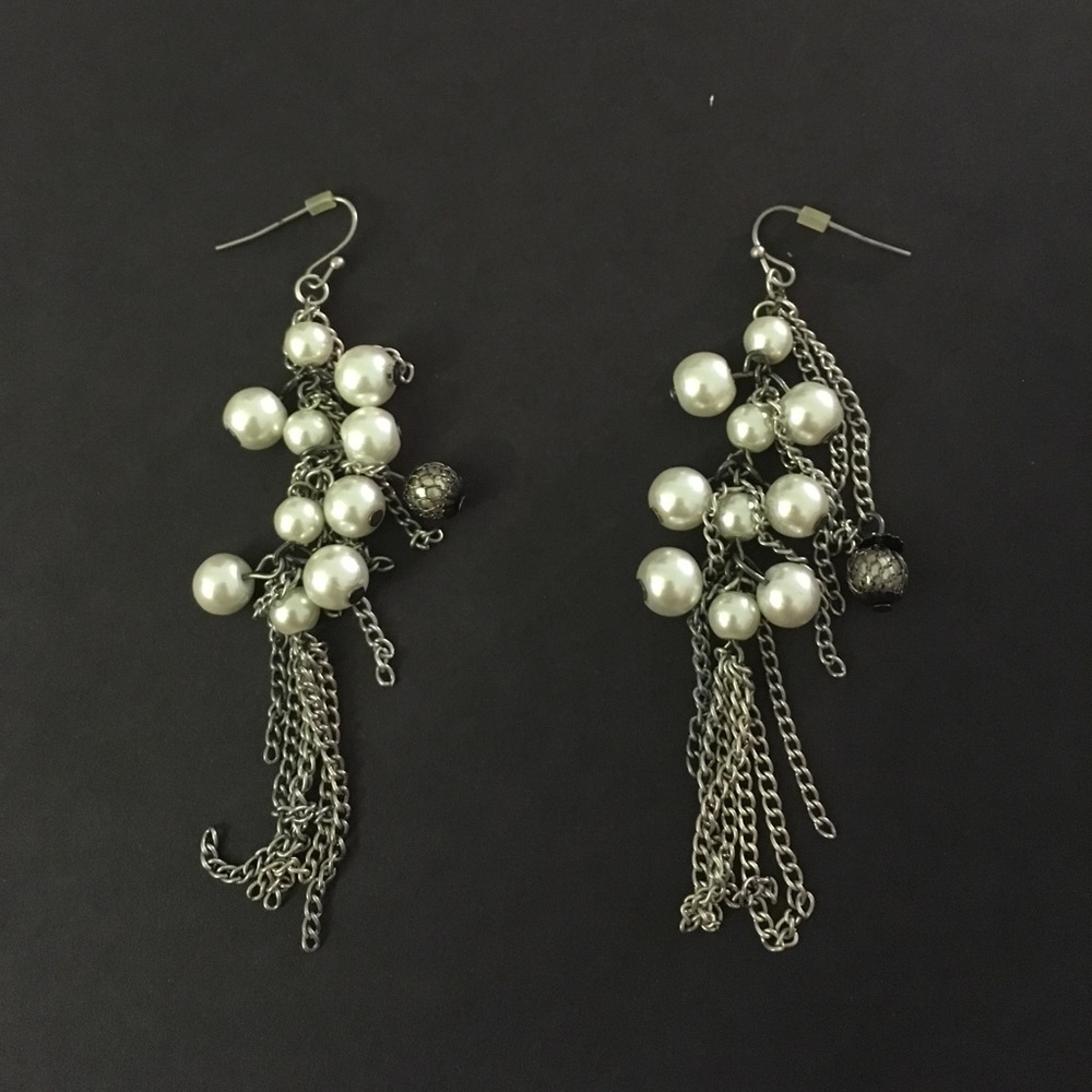 Lia Sophia pearl and chain hanging earrings