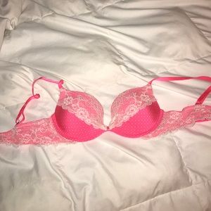 Victoria's Secret padded Demi bra (32 B)