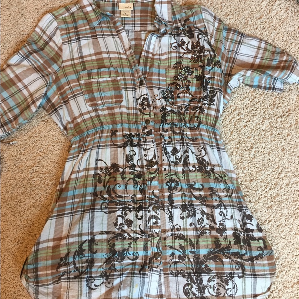 Daytrip Plaid Button up