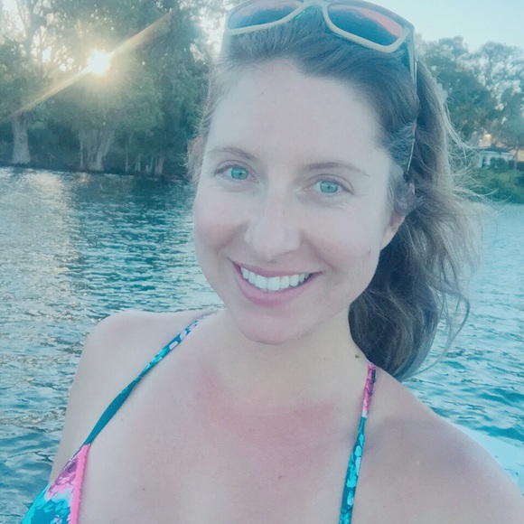 Meet your Posher, Ashley - Picture 3 of 5