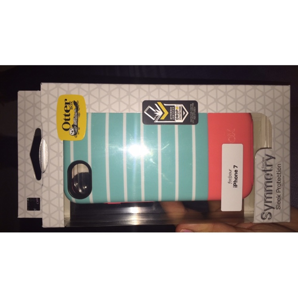iPhone 7 OtterBox case