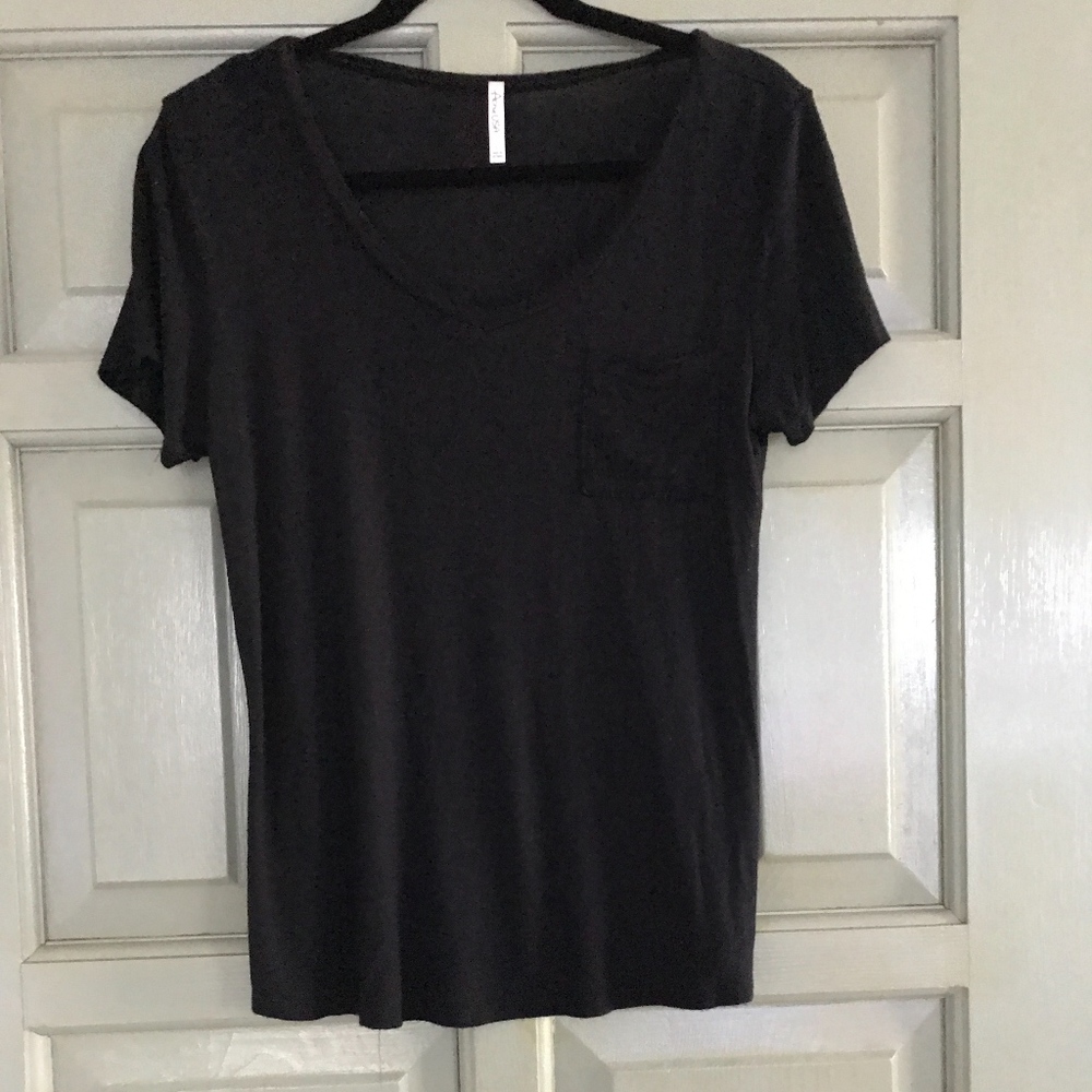 Black Soft Slight V-Neck Tee!