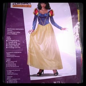 Snow White Halloween costume women's