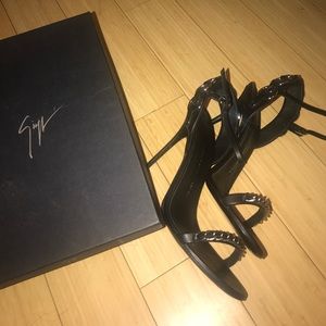 Giuseppe Zanotti Black strapped shoes