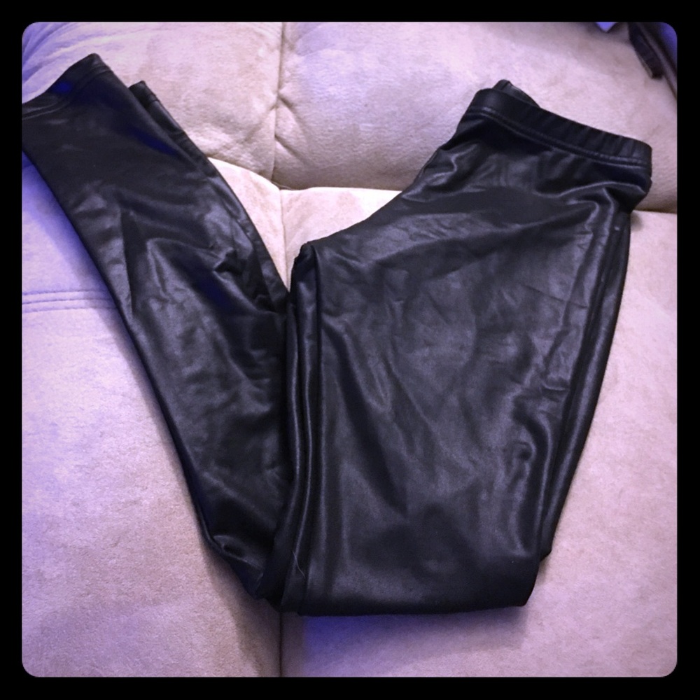 Shiny leggings