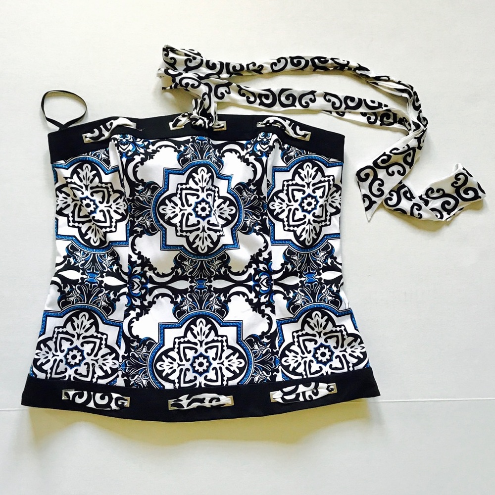 ⭕️SOLD⭕️ 🌺HP🌺 Strapless Corset Top