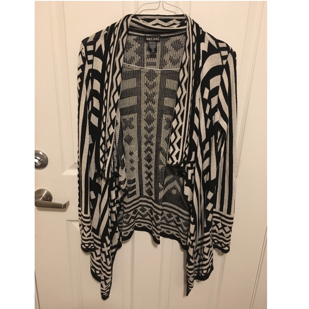 Wet Seal Black and White Cardigan