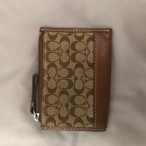Coach zip wallet/card and coin purse