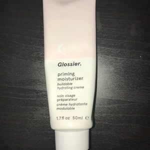 Glossier primer Glossier primer