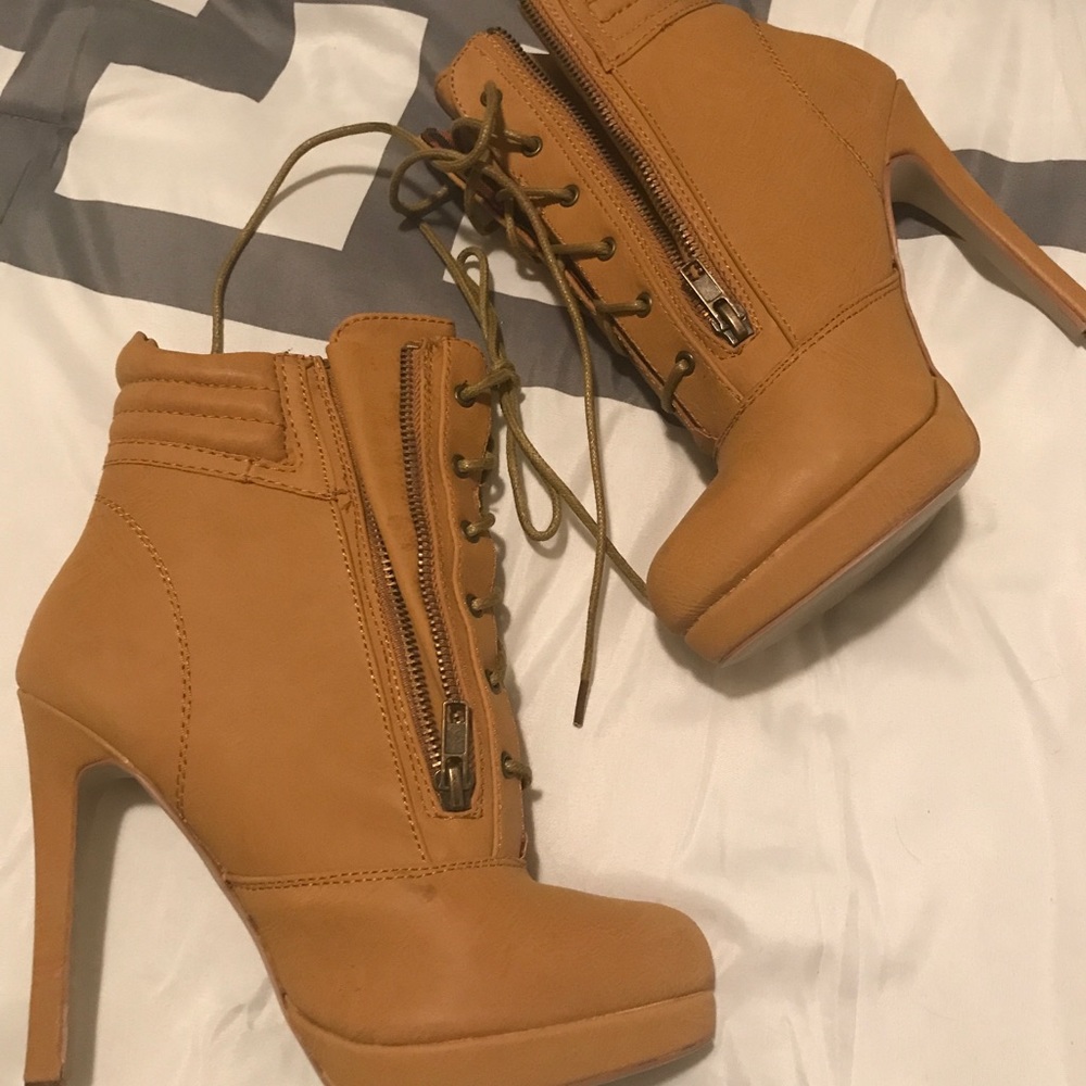 Madden Girl Sexy ankle booties