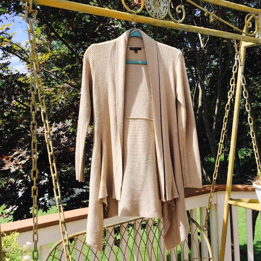 🍁🍂Flowy Open Tan Cardigan